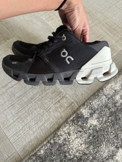 Women’s Sneakers (ON Brand)