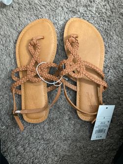 Brown sandles size 5