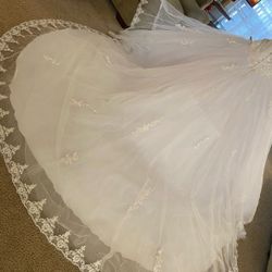 Wedding Dresses 👗 