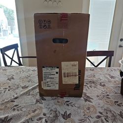 Lenovo ThinkServer TS140