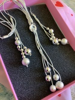 Classy  Silver  Necklace with matching earrings  New  Jewelry set In the Box / Beautiful Shine  nice  dangling  sassy long  Earrings  🌿🌷🌿