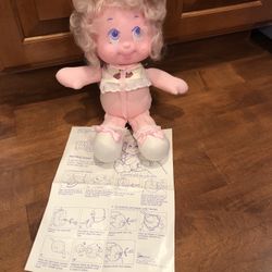 Vintage 1985 Baby Blinkins Doll Shipping Available 