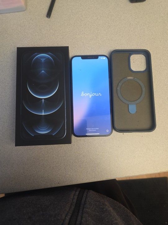 iPhone 12 Pro Max 512GB (Unlocked) Pacific Blue Cracked Back / Bad Face ID READ!!!