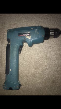 Makita 9.6V Drill Set