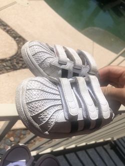 Adidas superstar