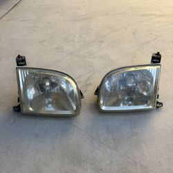Toyota Tundra OEM Headlights Headlight Pair 