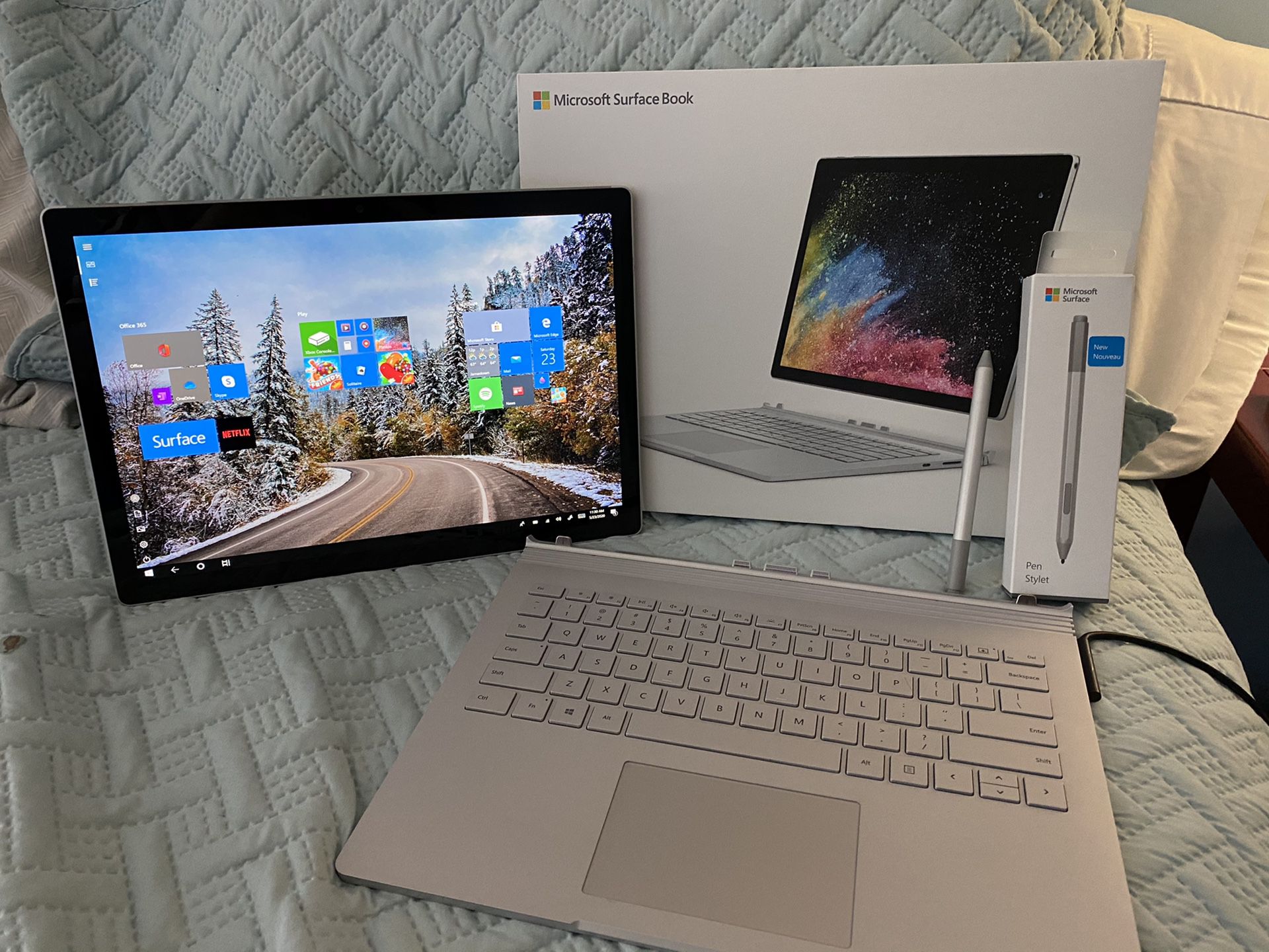 Microsoft Surface Book 2 Laptop 2 in 1