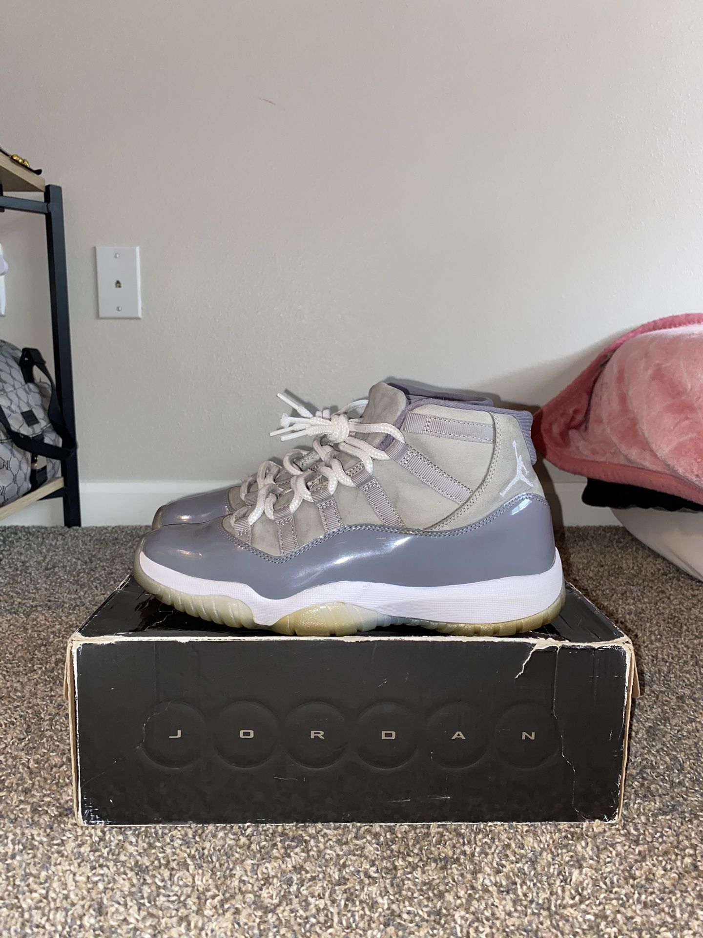 Cool Grey 11