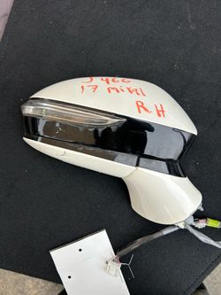 Toyota Mirai Door Mirror Passenger Side RH 2016 - 2020 ; J466