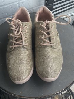 Guess Tennis Shoes