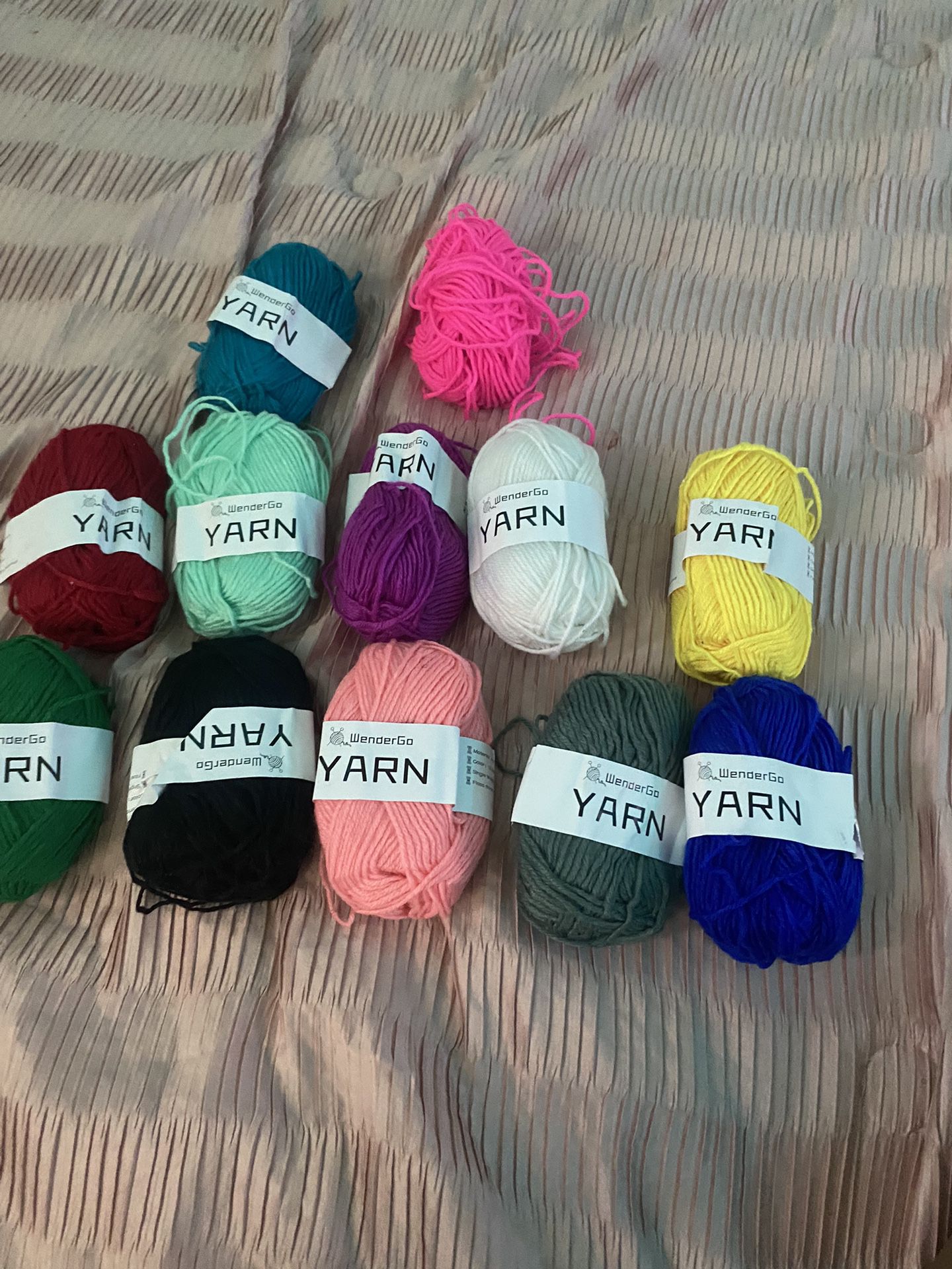 12 Yarns And Two Needles 