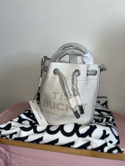 ( The Mini Bucket )Marc Jacob’s