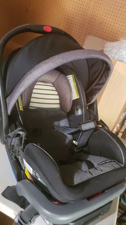 Graco infant car seat