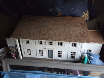 Old Dollhouse