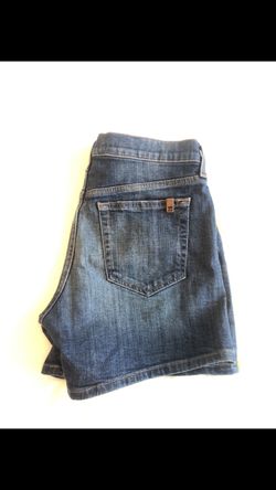 MOVING - Joe’s Jeans Genna Shorts Size 29