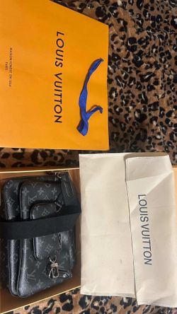 Louis Vuitton Monogram Eclipse Pochette Voyage Style Clutch/Pouch