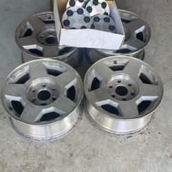 Chevy Truck Rims, w/ Center Caps- 18 Inch