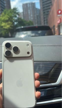 iPhone 17 pro max