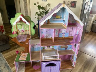 KidKraft Doll House 