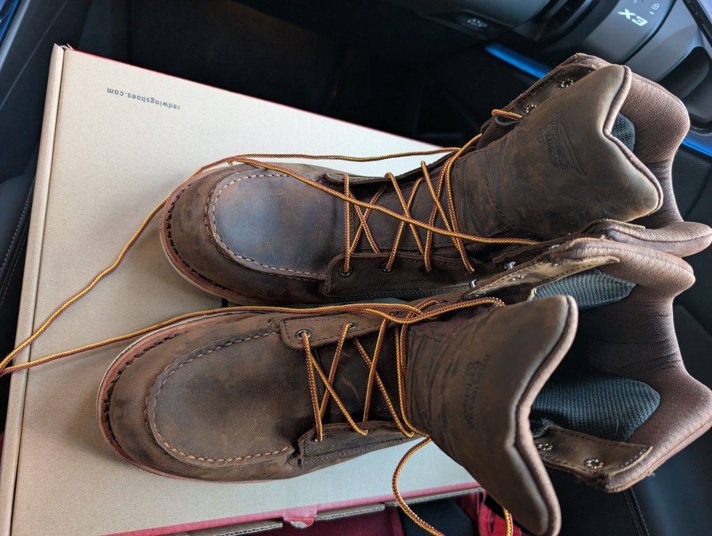 Redwing Waterproof Steel Toe Work Boot Men's Size 11 Brand New