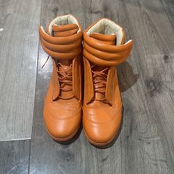 Orange Future High Maison Margeila Sneakers