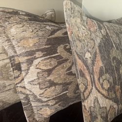 3 Sofa Pillows