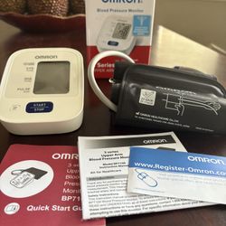Omron 3 Series Upper Arm Blood Pressure Monitor Open Box