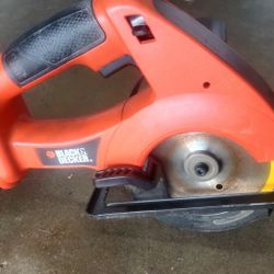Black & Decker Cordless Circular Saw And Drill