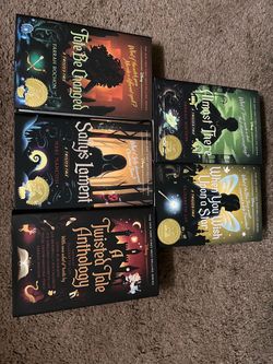Disney A Twisted Tale Book Collection – 5 Books Hardcover