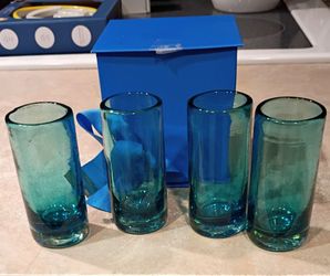 Set of 4 Authentic MEXTEQUIL Handblown Tequila Shot Glasses w/ Gift Box
