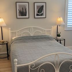 Queen Bed W/Nightstands & Mattress