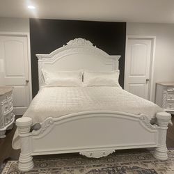 Bedroom Set / Bed/ Mattress 