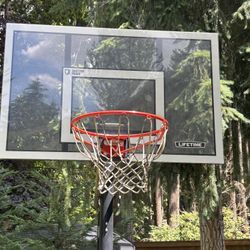 Lifetime Adjustable Basketball Hoop