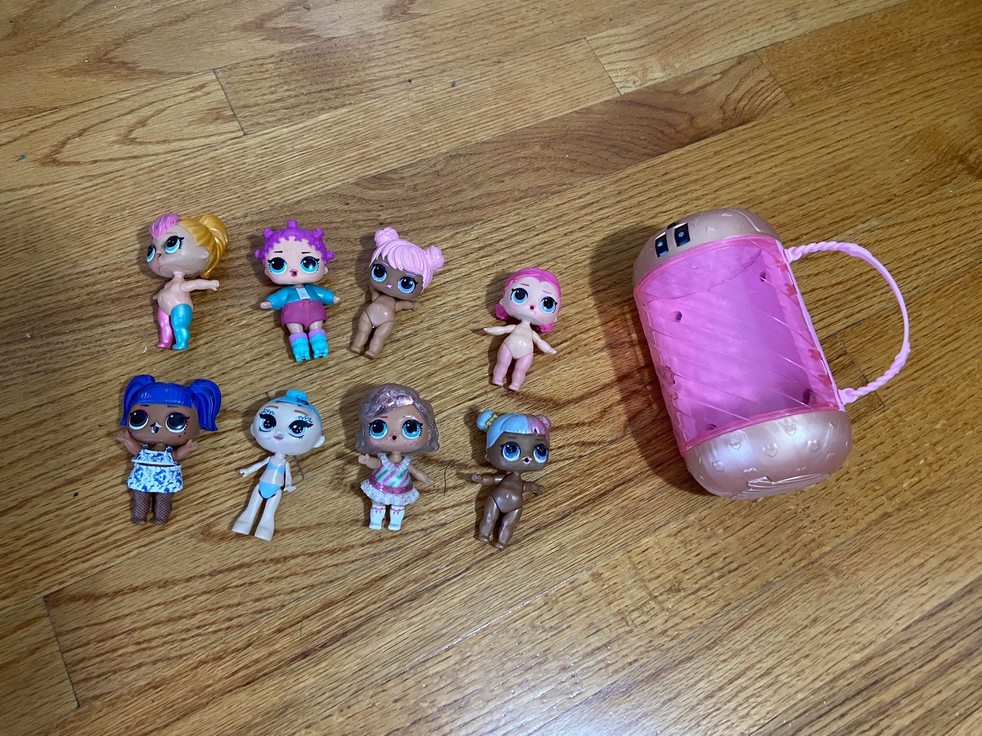 LOL Surprise Dolls (8 Ea)