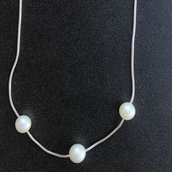 Hawaiian 18” Freshwater Floating Pearl Necklace in Sterling Silver