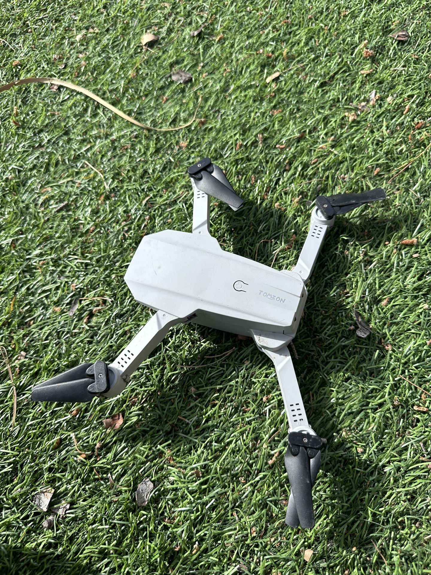 Tomzon D25 Drone 4K HD Camera WiFi FPV Foldable Quadcopter Selfie Drones