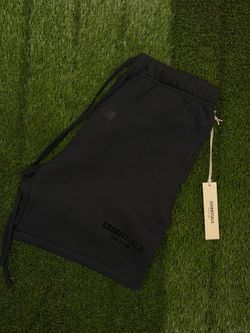 Essentials Shorts