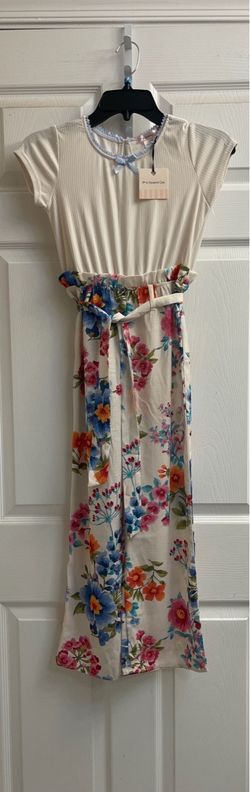 Brand new Girls ivory floral jumpsuit size 10 Kids