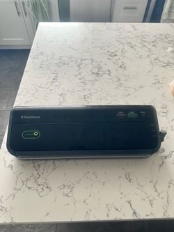FoodSaver Vacuum Sealer