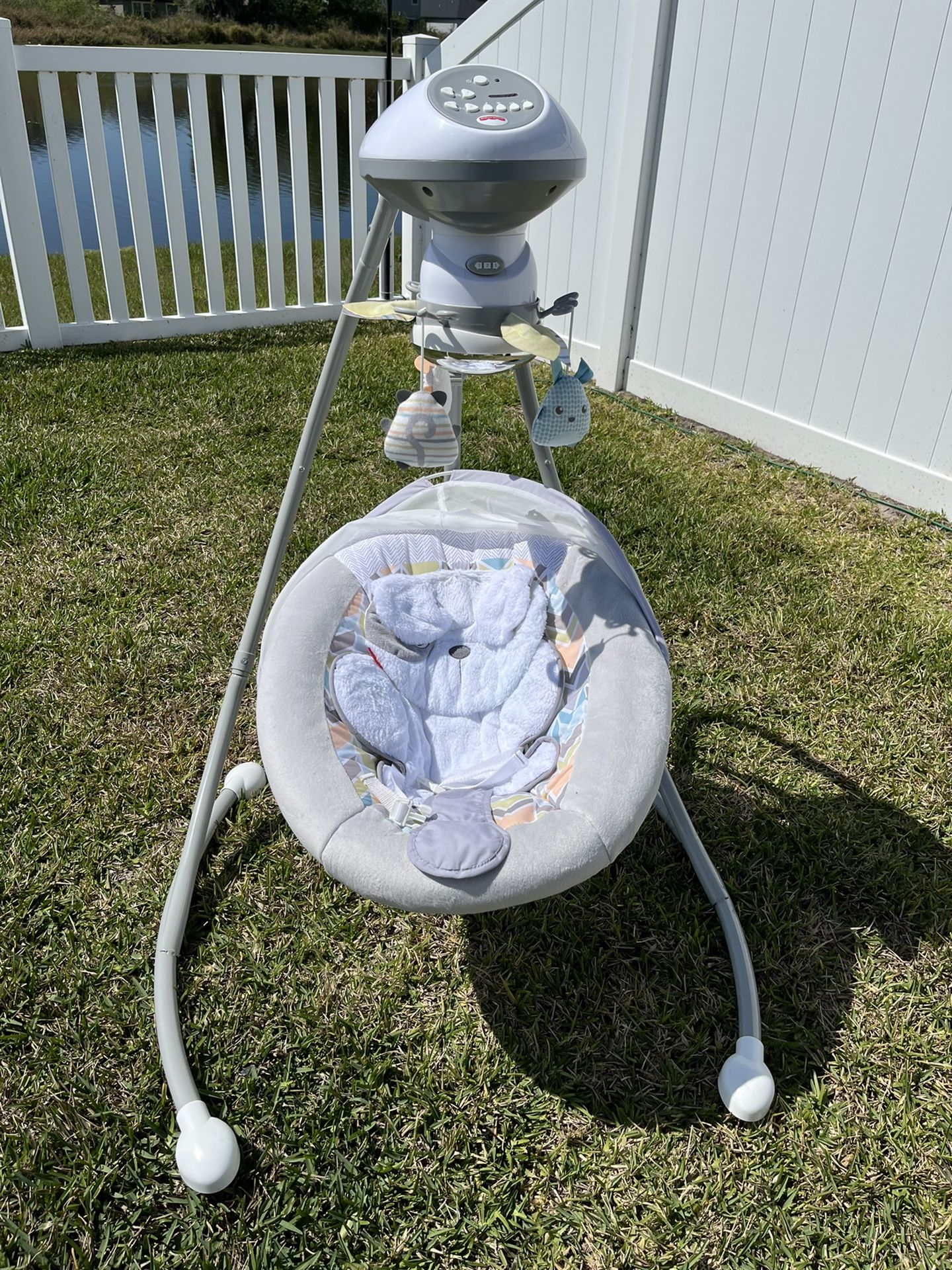 Fisher price baby Swing