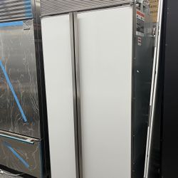 Subzero Side X Side Panel Ready 36” Built In Refrigerator 