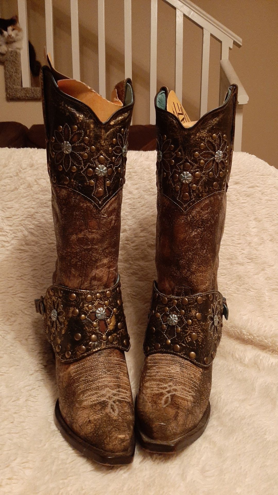 Girls cowboy boots Used only once