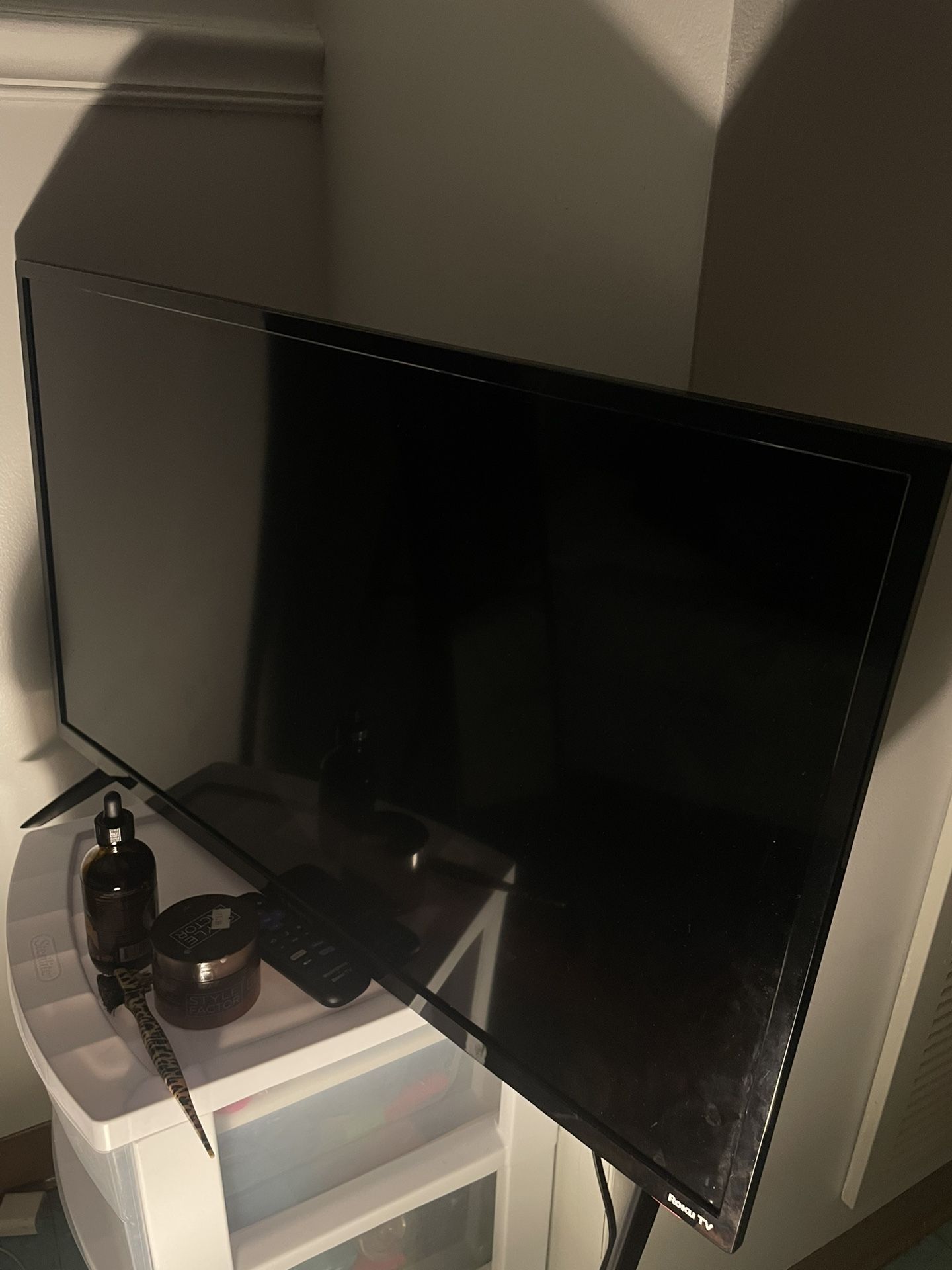 32”  Roku Tv