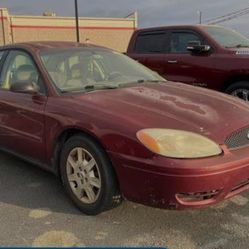 2006 Ford Taurus