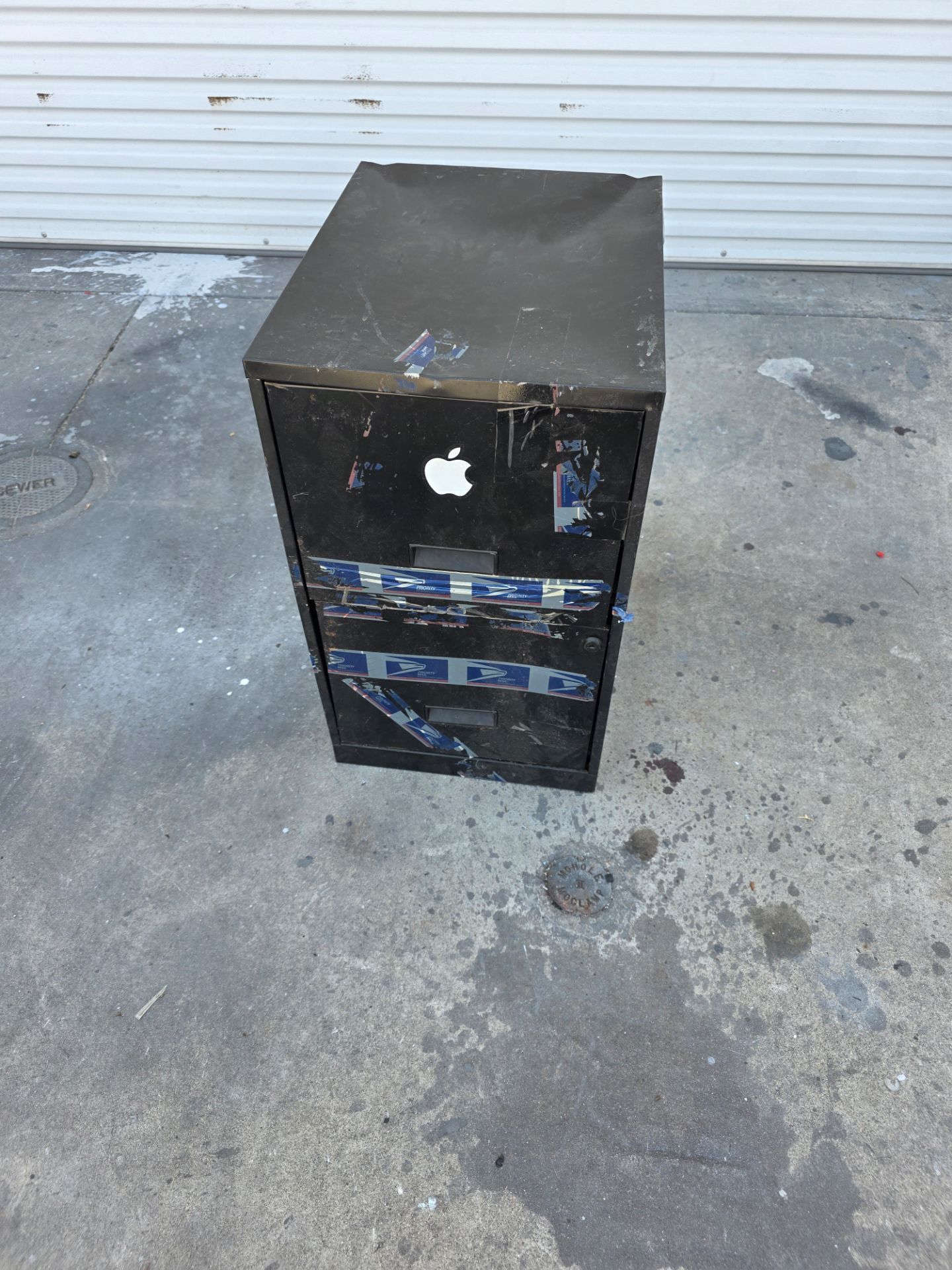 Small File Cabinet $5