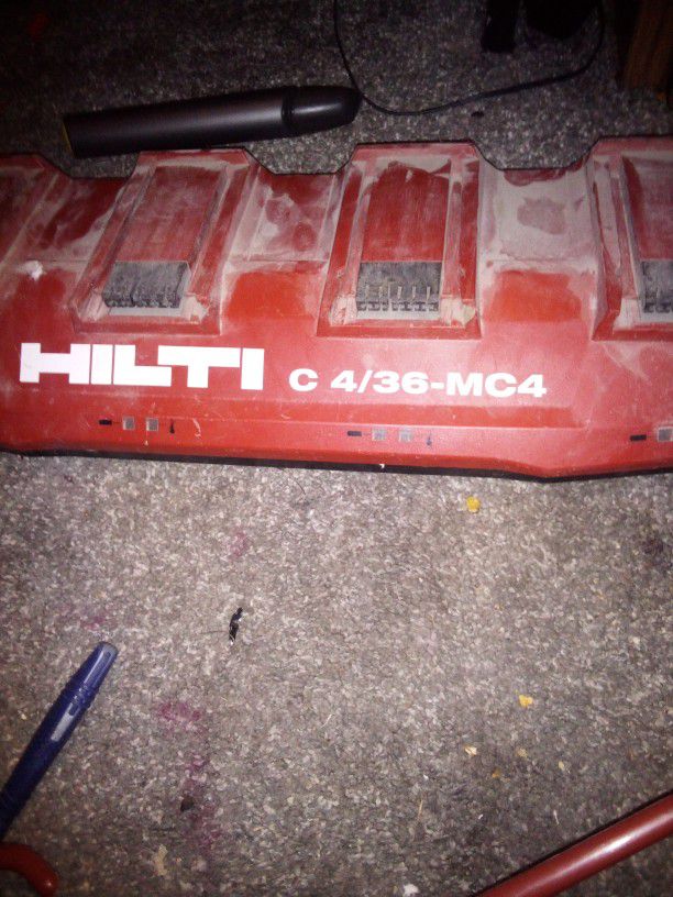 Hilti 4 Battery Charger W/ Batteries 