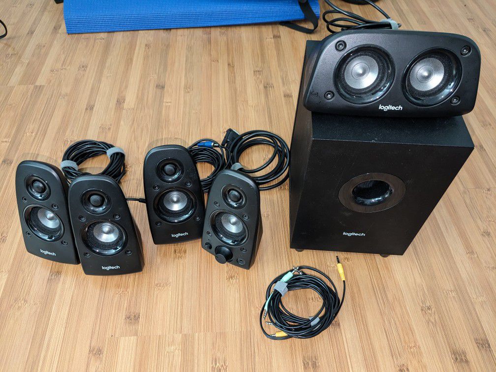 Surround Sound Speaker System logitech Z506