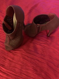 Burgundy Heels (Size 6) $10