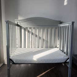 Graco 4-in-1 Crib with Mattress – $60