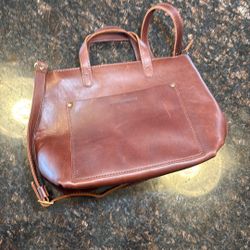 Portland Leather Goods -MEDIUM CROSSBODY TOTE